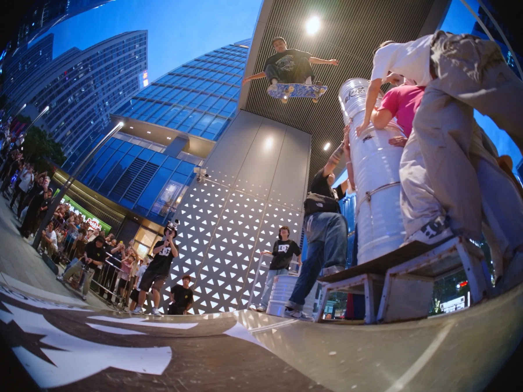 SUMMON skate scene 4